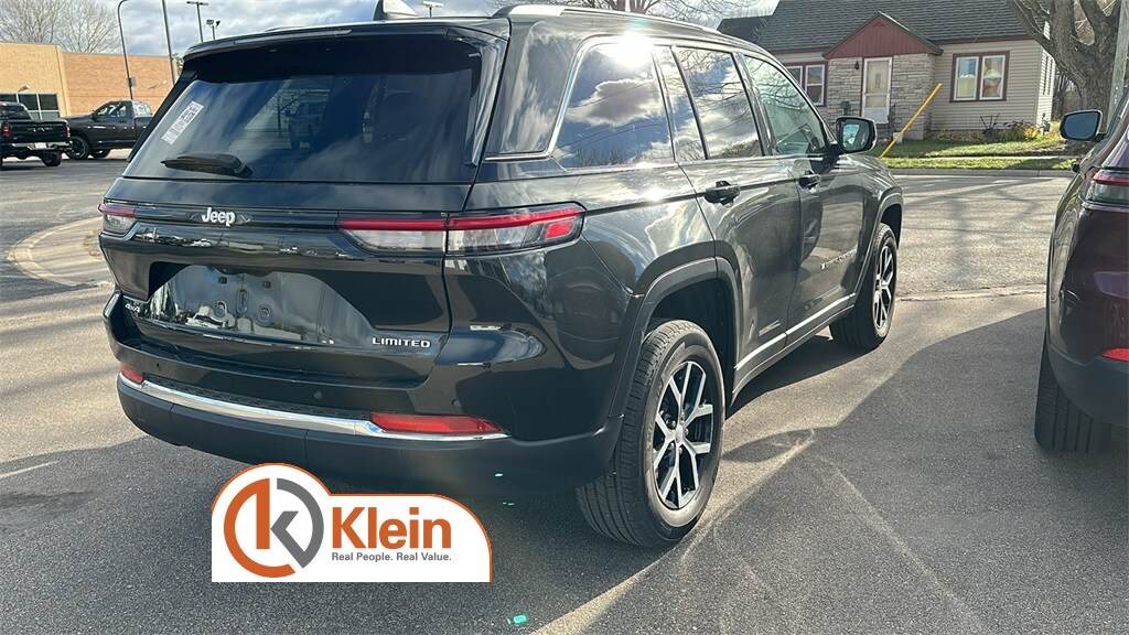 2024 Jeep Grand Cherokee Limited photo 4