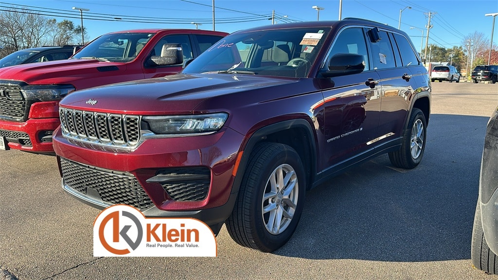Used 2024 Jeep Grand Cherokee Laredo SUV