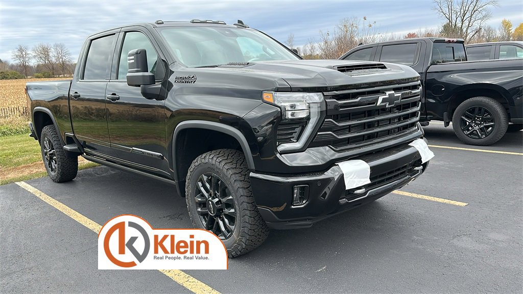 2026 Chevrolet Silverado 2500HD High Country photo 2