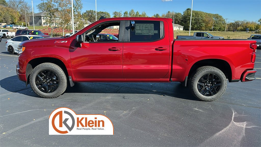 2026 Chevrolet Silverado 1500 RST photo 3