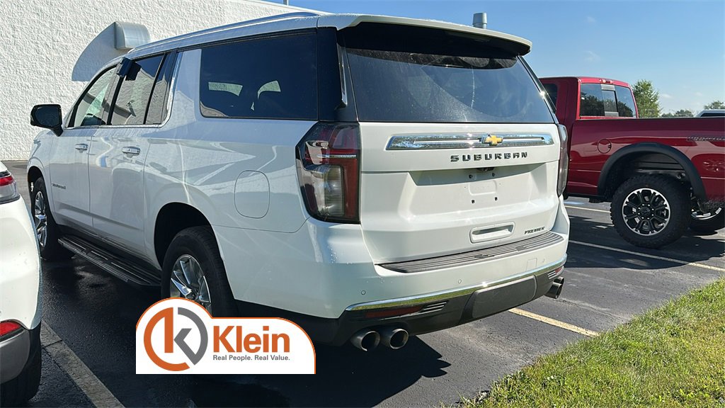 2021 Chevrolet Suburban Premier photo 4