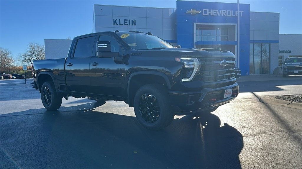 2026 Chevrolet Silverado 3500HD LTZ's photo