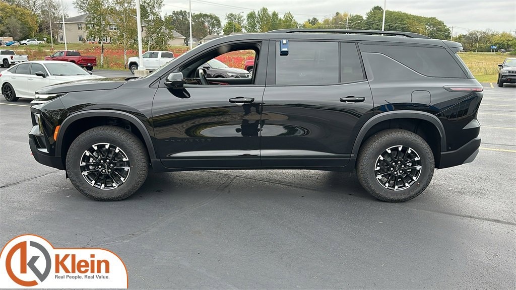 Used 2025 Chevrolet Traverse Z71 SUV