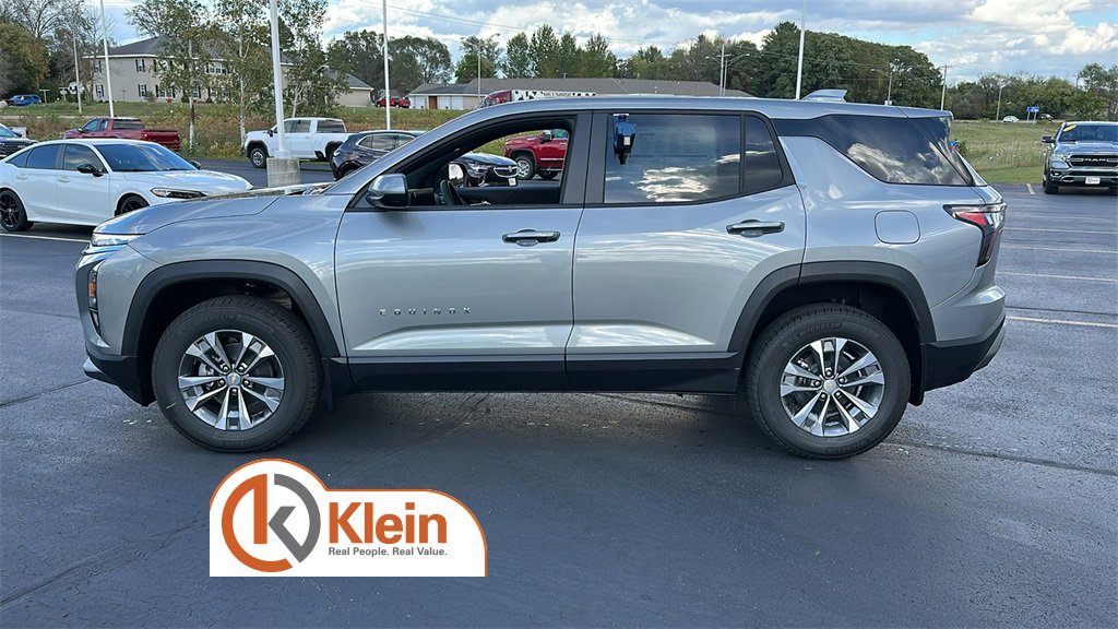 2026 Chevrolet Equinox LT photo 4