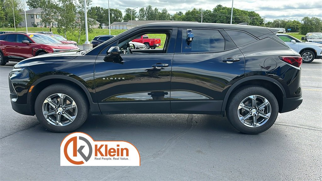 2023 Chevrolet Blazer 2LT photo 4