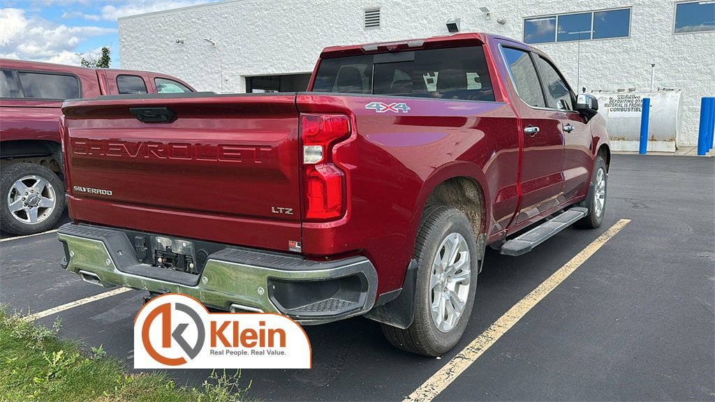 2023 Chevrolet Silverado 1500 LTZ photo 3