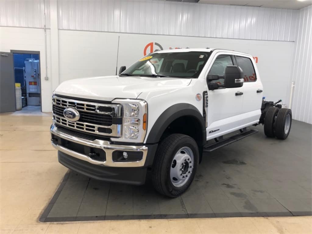 New 2025 Ford F-550 Chassis  Truck Crew Cab