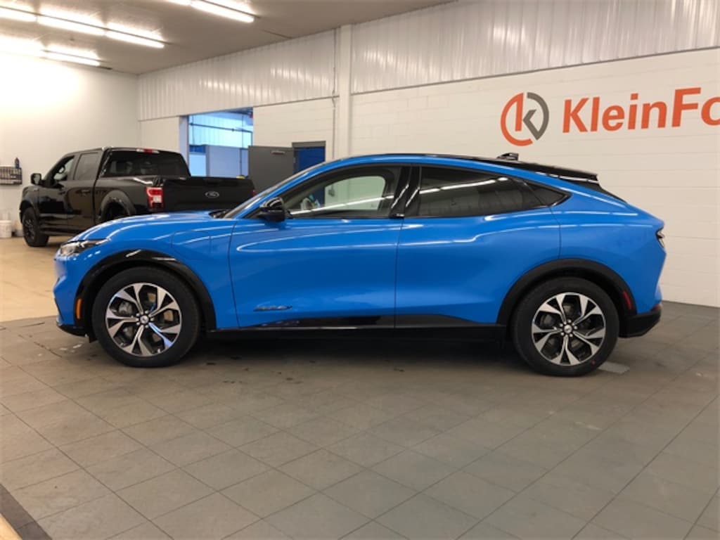 Used 2023 Ford Mustang Mach-E Premium Roof/Extended Battery SUV