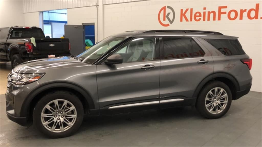 Used 2025 Ford Explorer Active Comfort Package SUV