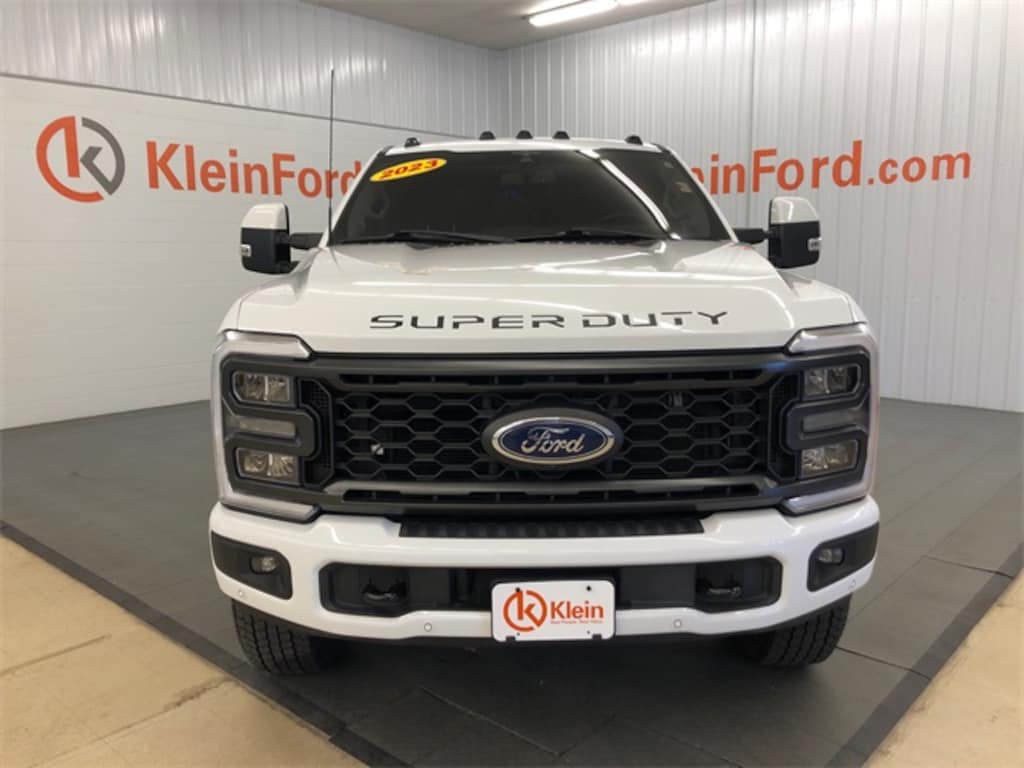Used 2023 Ford F-250 Lariat Tremor/Ultimate/Sport Truck Crew Cab