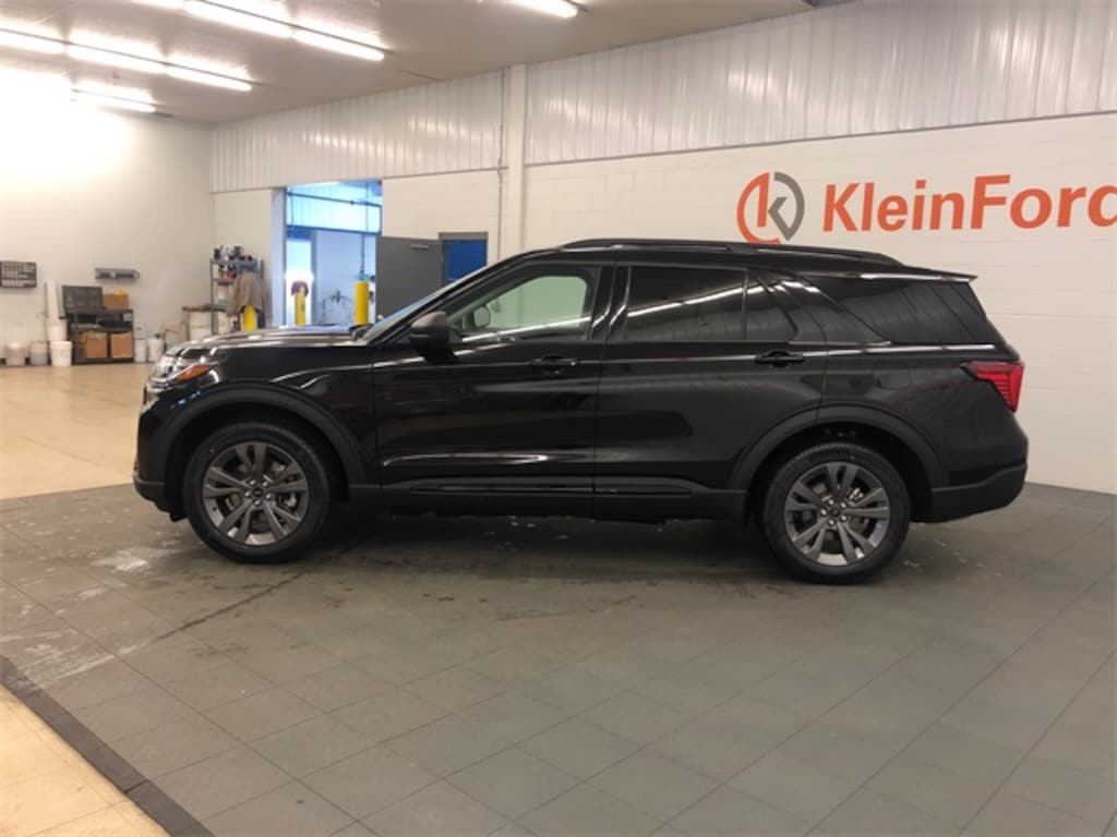 New 2026 Ford Explorer Active SUV