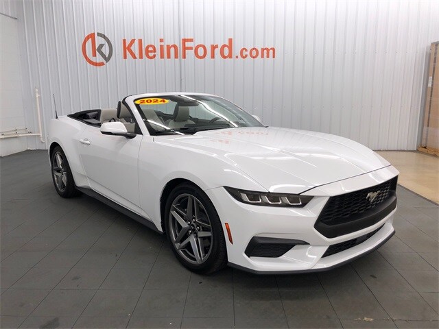 2024 Ford Mustang EcoBoost Premium Convertible photo 3