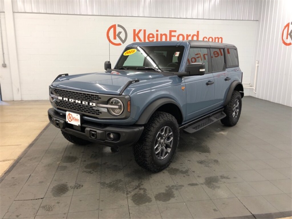 New 2025 Ford Bronco Badlands SUV