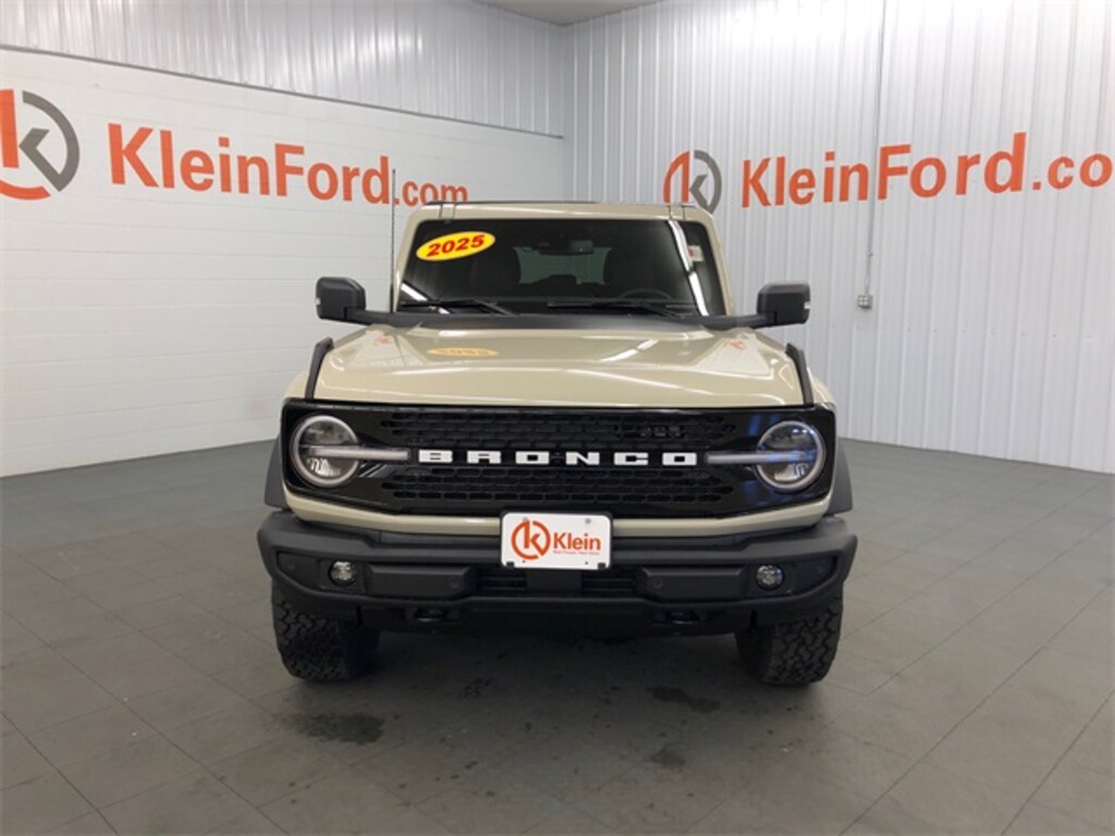 New 2025 Ford Bronco Outer Banks SUV