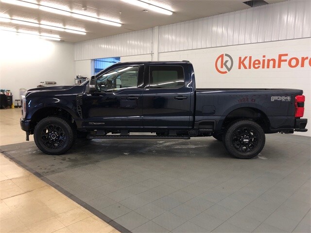 2025 Ford F-250 Lariat photo 4