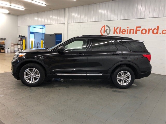 2023 Ford Explorer XLT photo 3