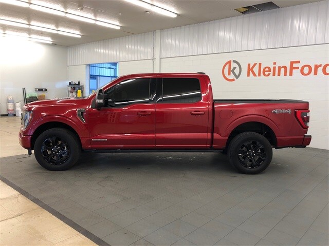 2023 Ford F-150 Platinum photo 4