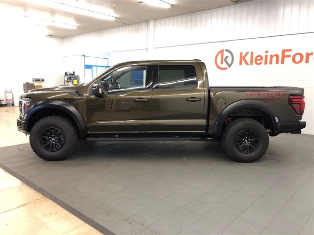 2025 Ford F-150 Raptor photo 2