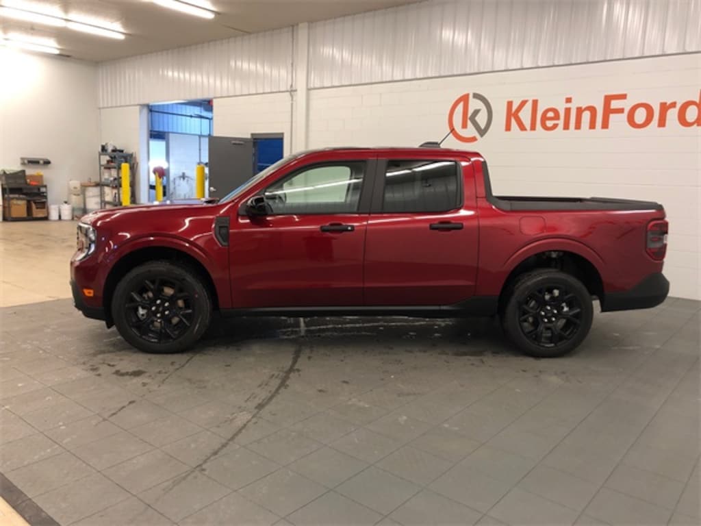 New 2025 Ford Maverick XLT Truck SuperCrew