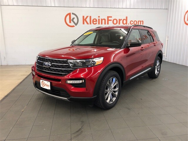 2022 Ford Explorer XLT photo 2