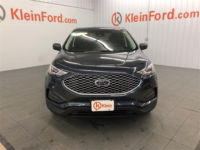 2024 Ford Edge SE photo 2