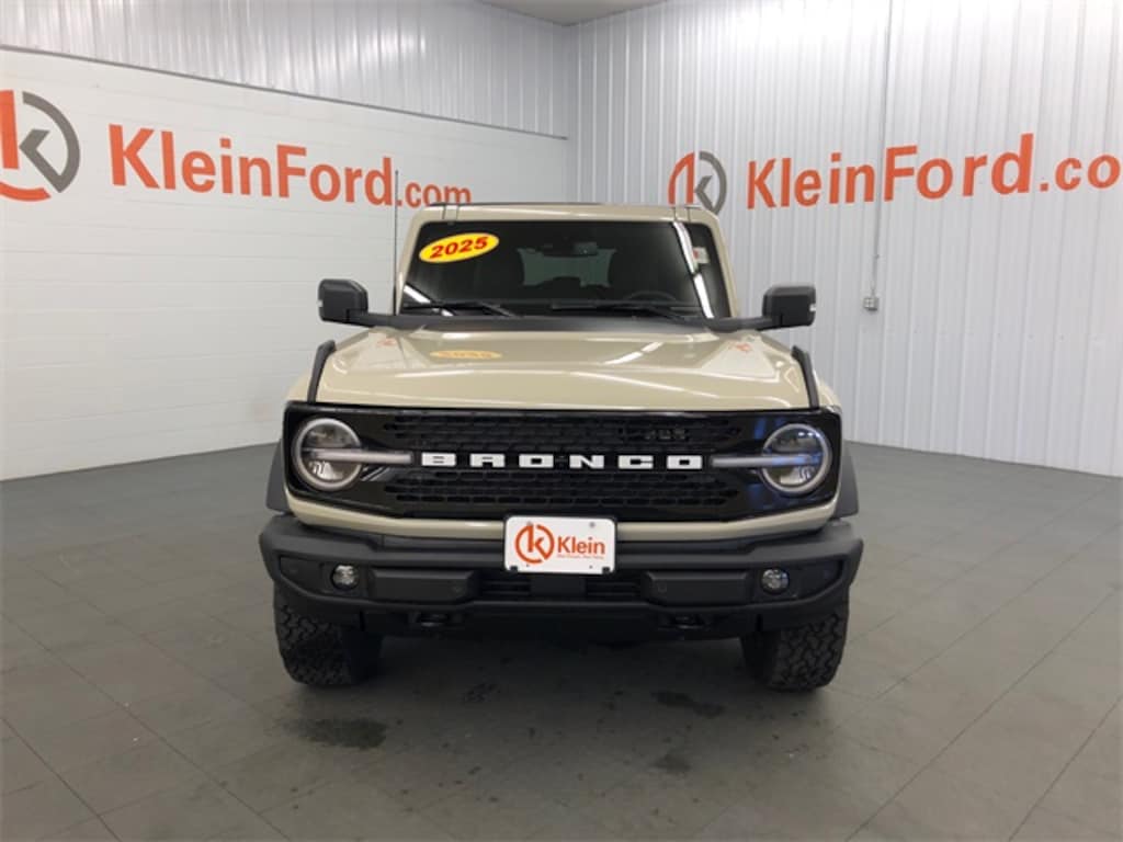 New 2025 Ford Bronco Outer Banks SUV