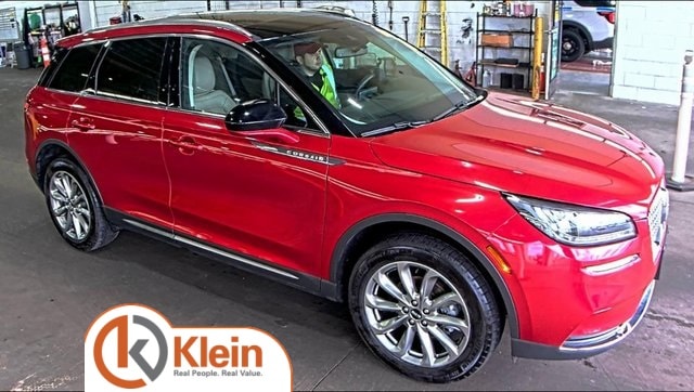 2022 Lincoln Corsair Base