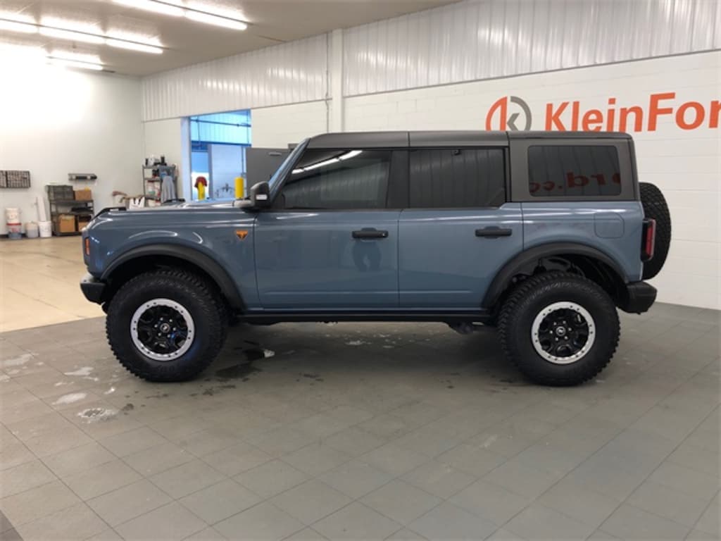 Used 2023 Ford Bronco Badlands Sasquatch Package/Luxury SUV