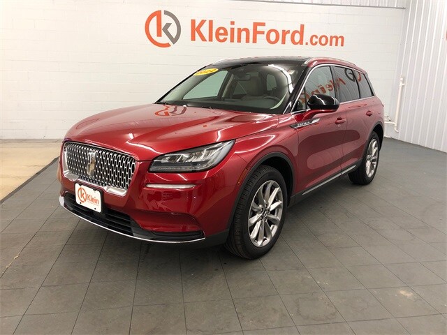 2022 Lincoln Corsair Standard photo 3