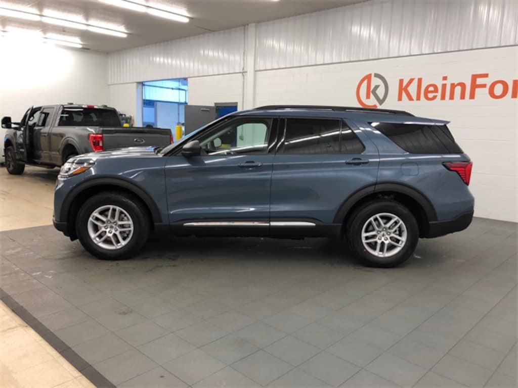 New 2025 Ford Explorer Active SUV