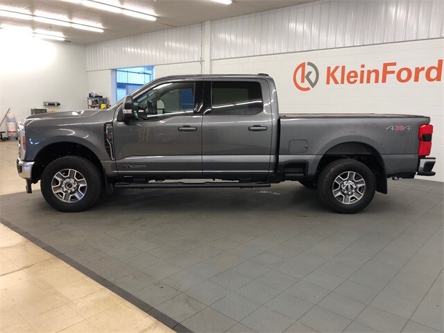 2023 Ford F-250 Lariat photo 4