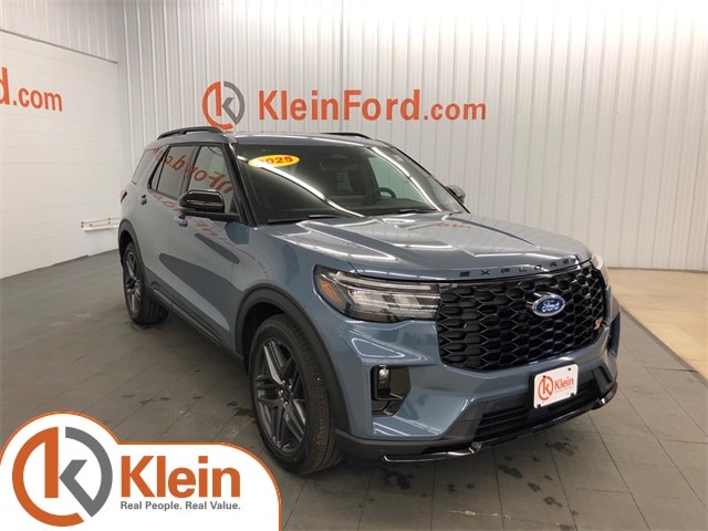 2025 Ford Explorer SUV 