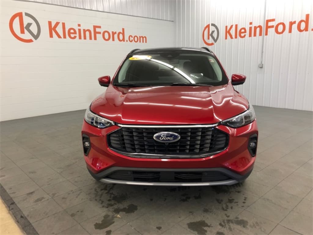 Used 2024 Ford Escape Platinum Roof/Tech Package SUV