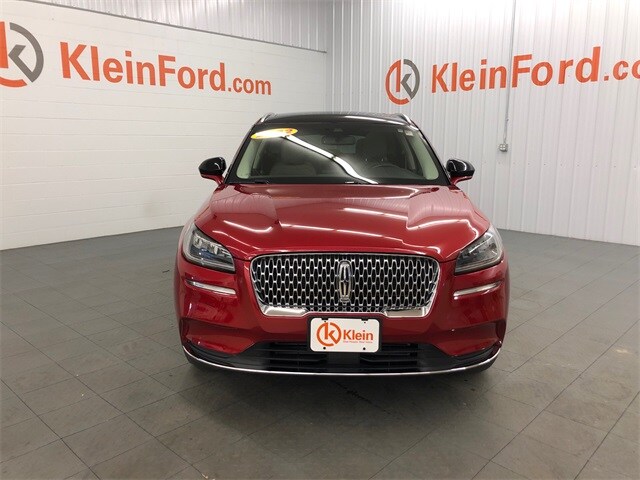 2022 Lincoln Corsair Standard photo 2