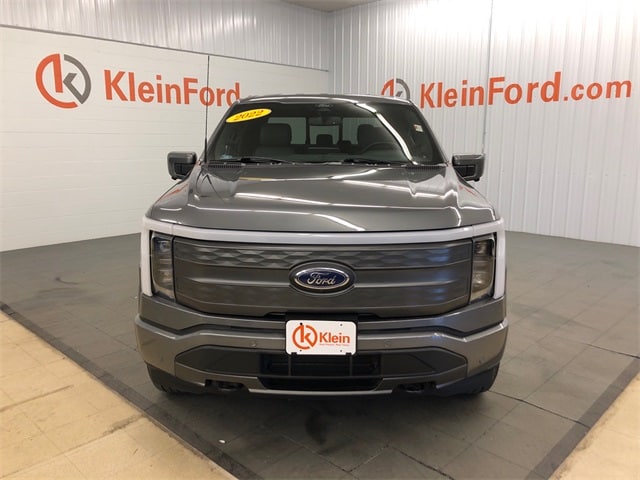 Used 2022 Ford F-150 Lightning Lariat with VIN 1FTVW1EL8NWG15963 for sale in Winneconne, WI