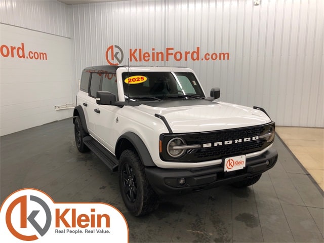 2025 Ford Bronco SUV 