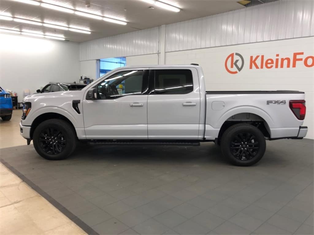 New 2025 Ford F-150 XLT Truck SuperCrew Cab