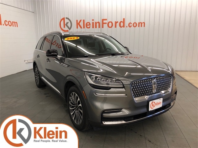 2023 Lincoln Aviator Base's photo
