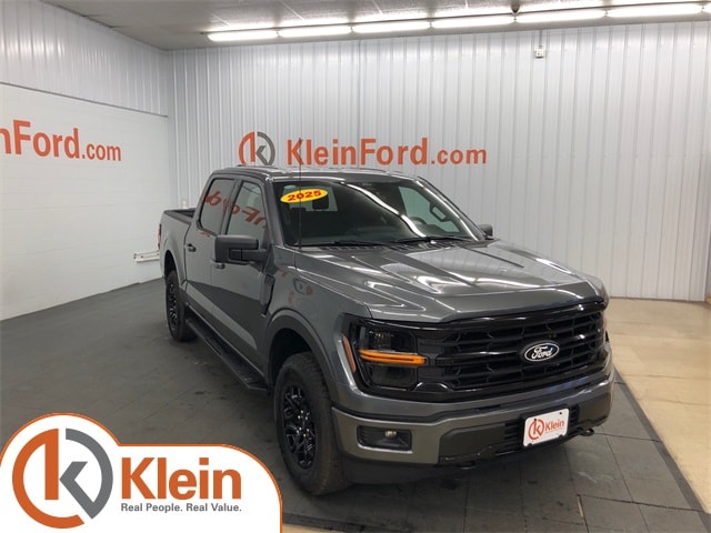 2025 Ford F-150 XLT's photo