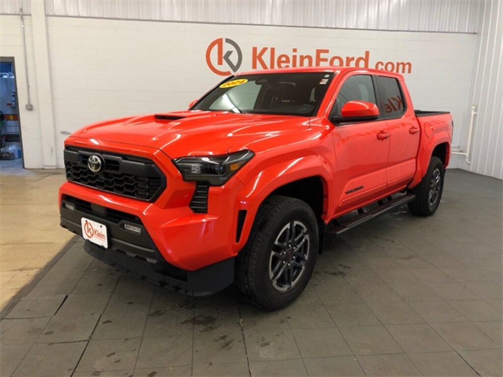 Used 2024 Toyota Tacoma TRD Sport Truck