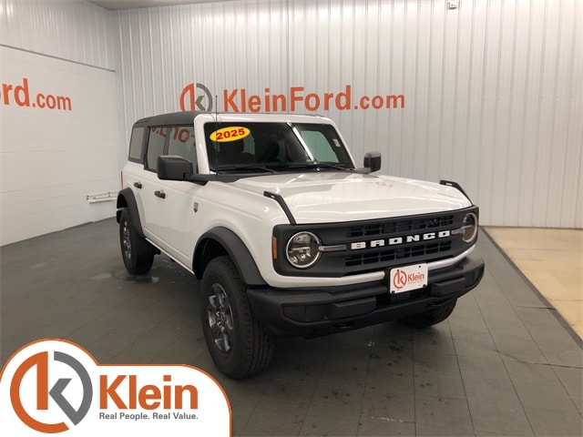 2025 Ford Bronco SUV 