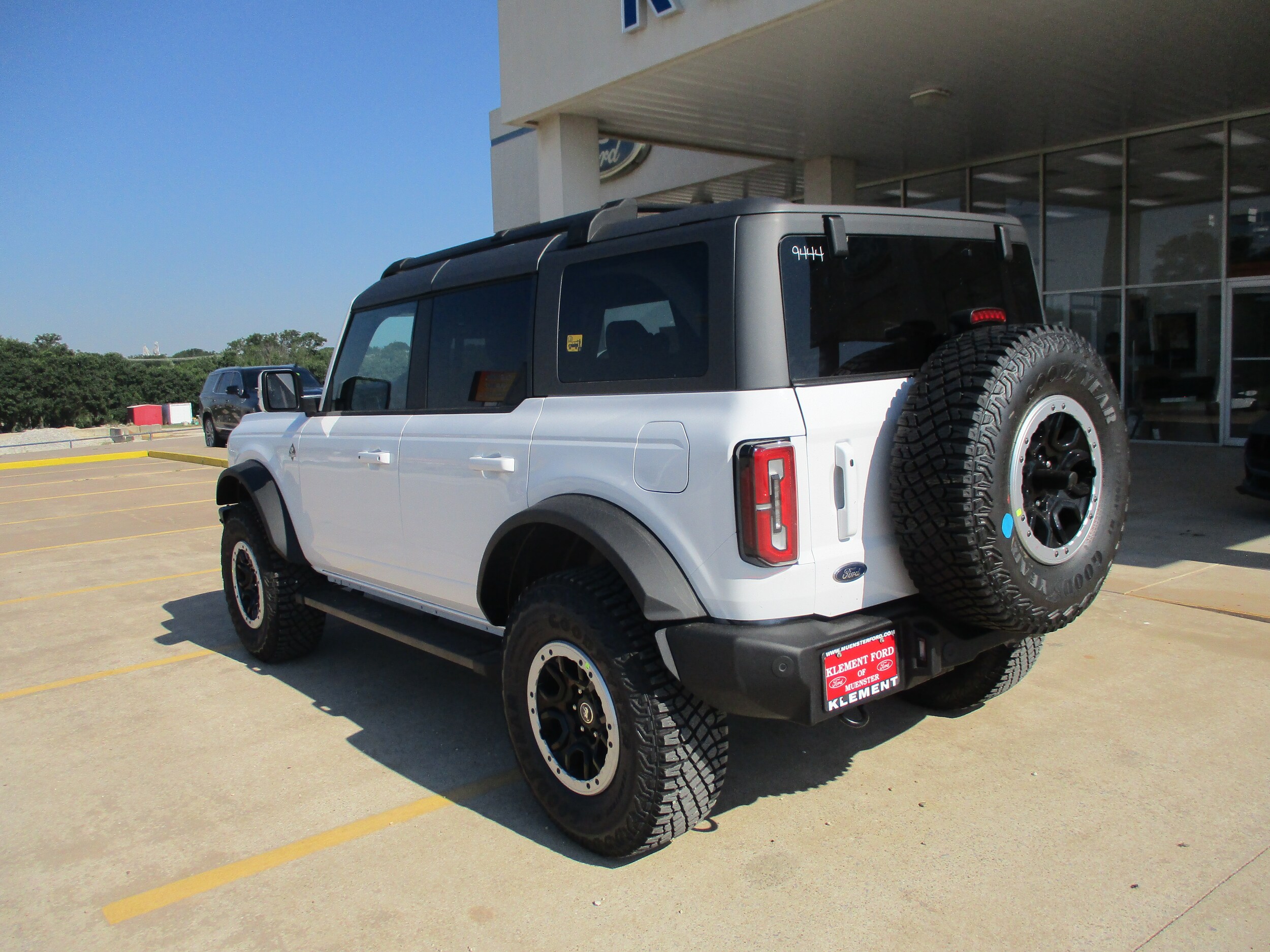 2024 Ford Bronco photo 4