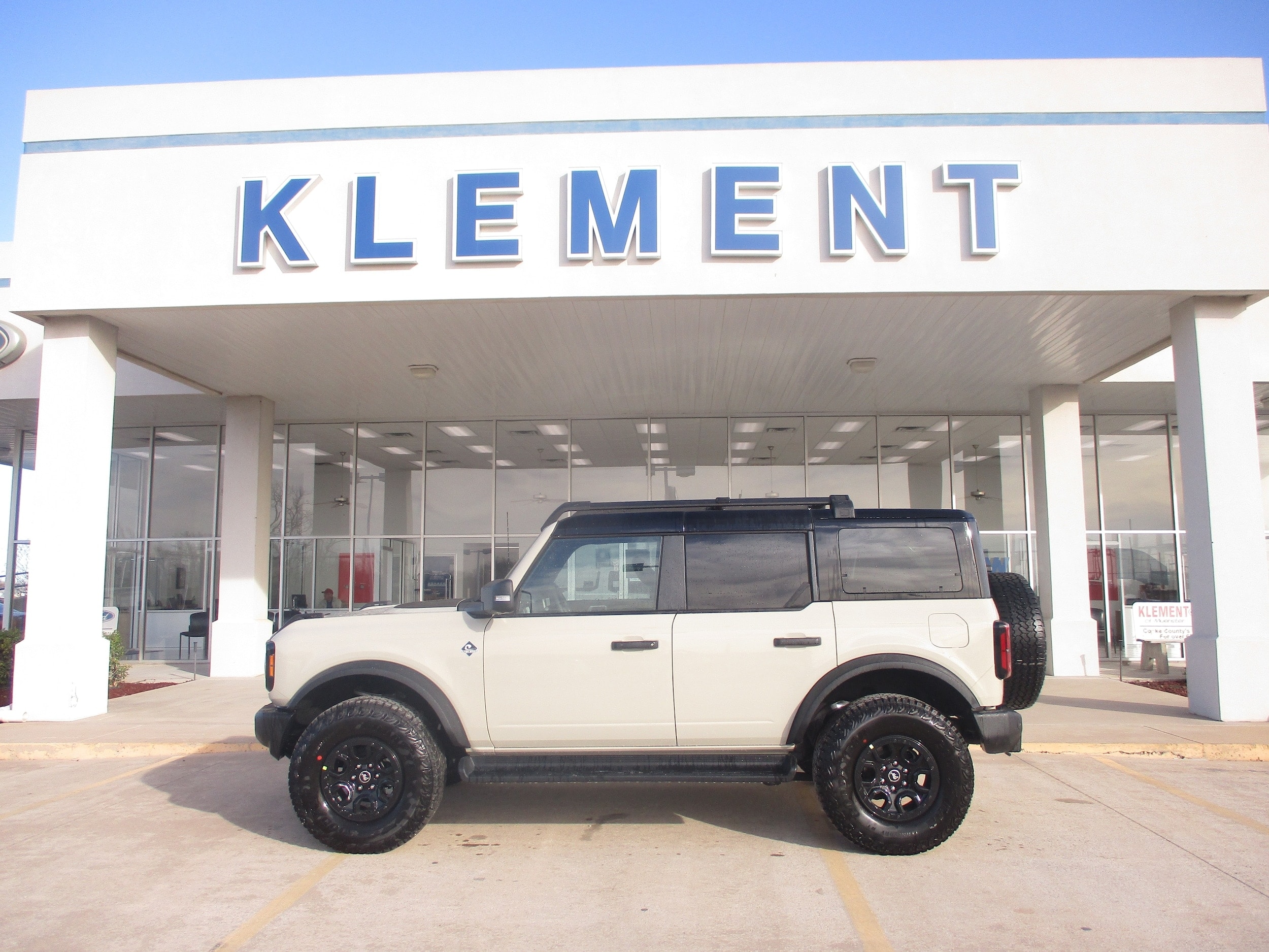 2025 Ford Bronco 
