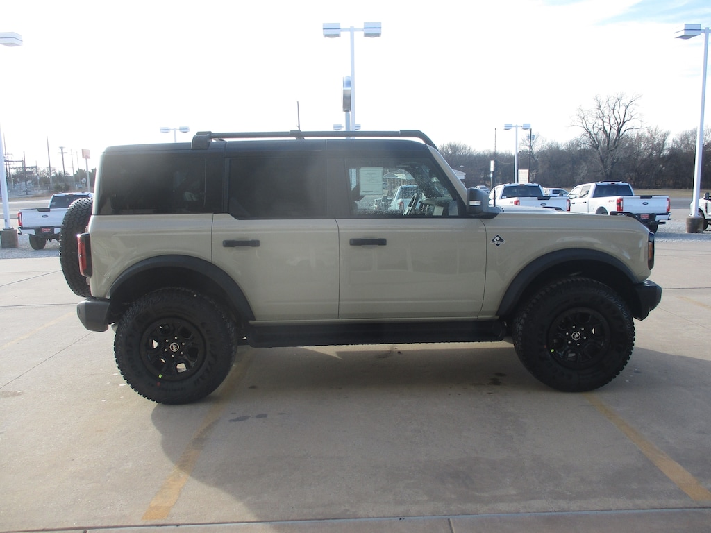 New 2025 Ford Bronco Outer Banks