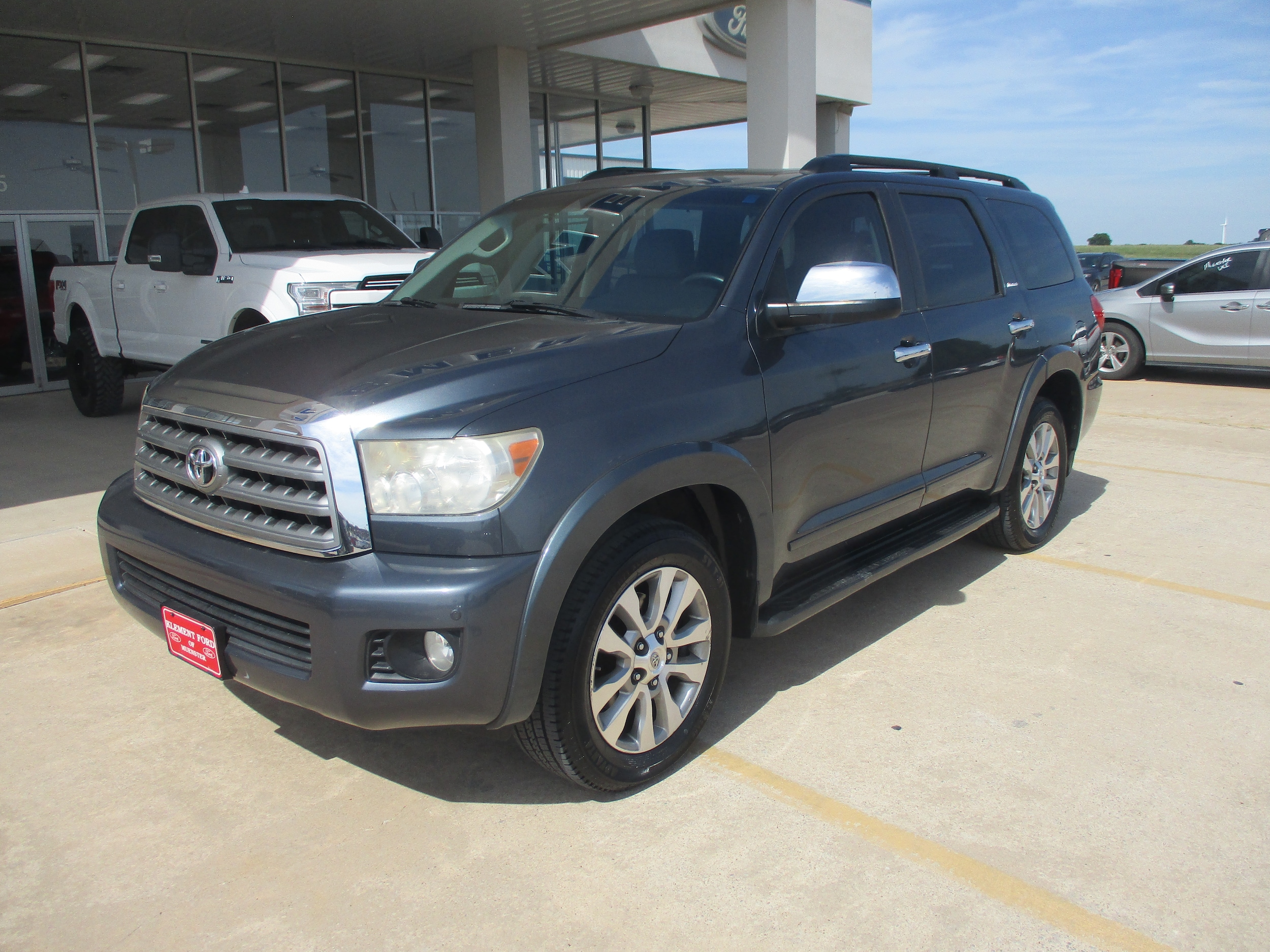 Used 2008 Toyota Sequoia Limited with VIN 5TDZY68A68S014672 for sale in Muenster, TX