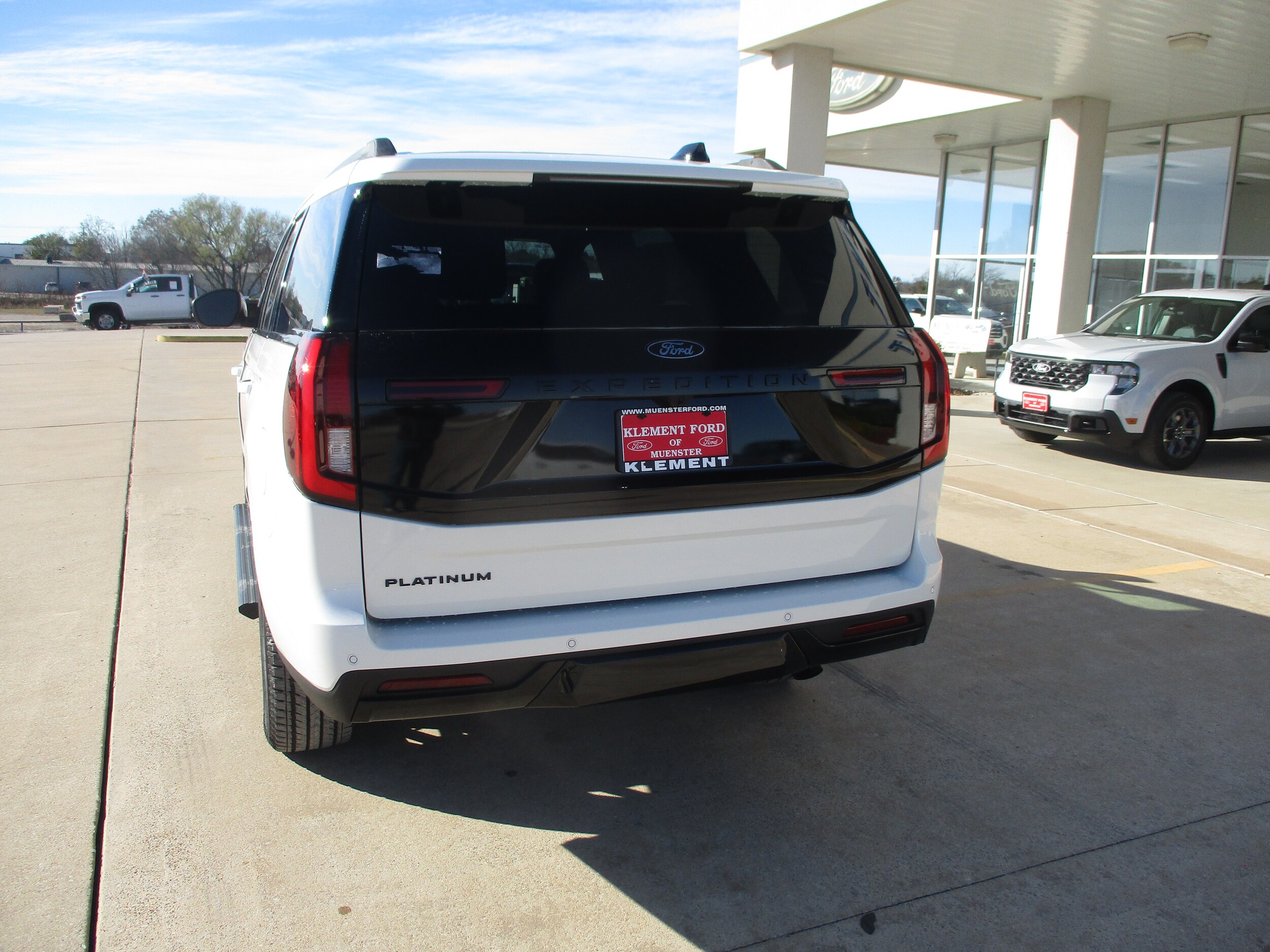 2025 Ford Expedition Platinum photo 3