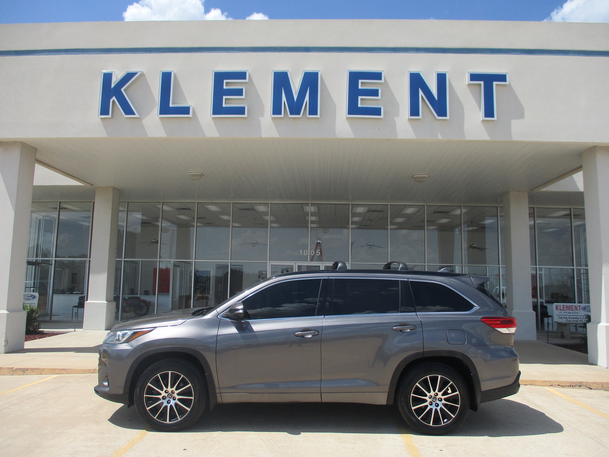 2017 Toyota Highlander SE