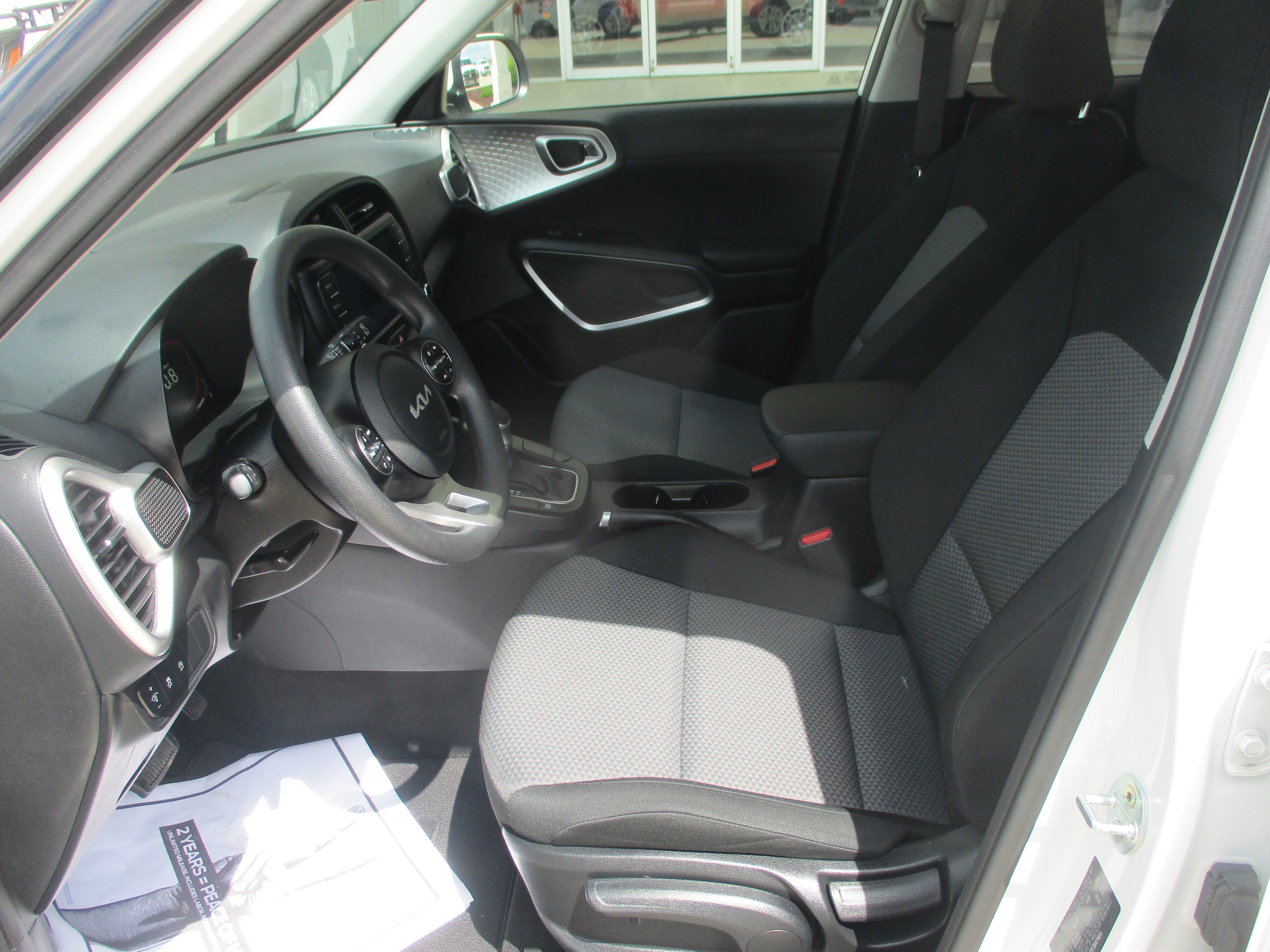 2023 Kia Soul LX - Photo 7
