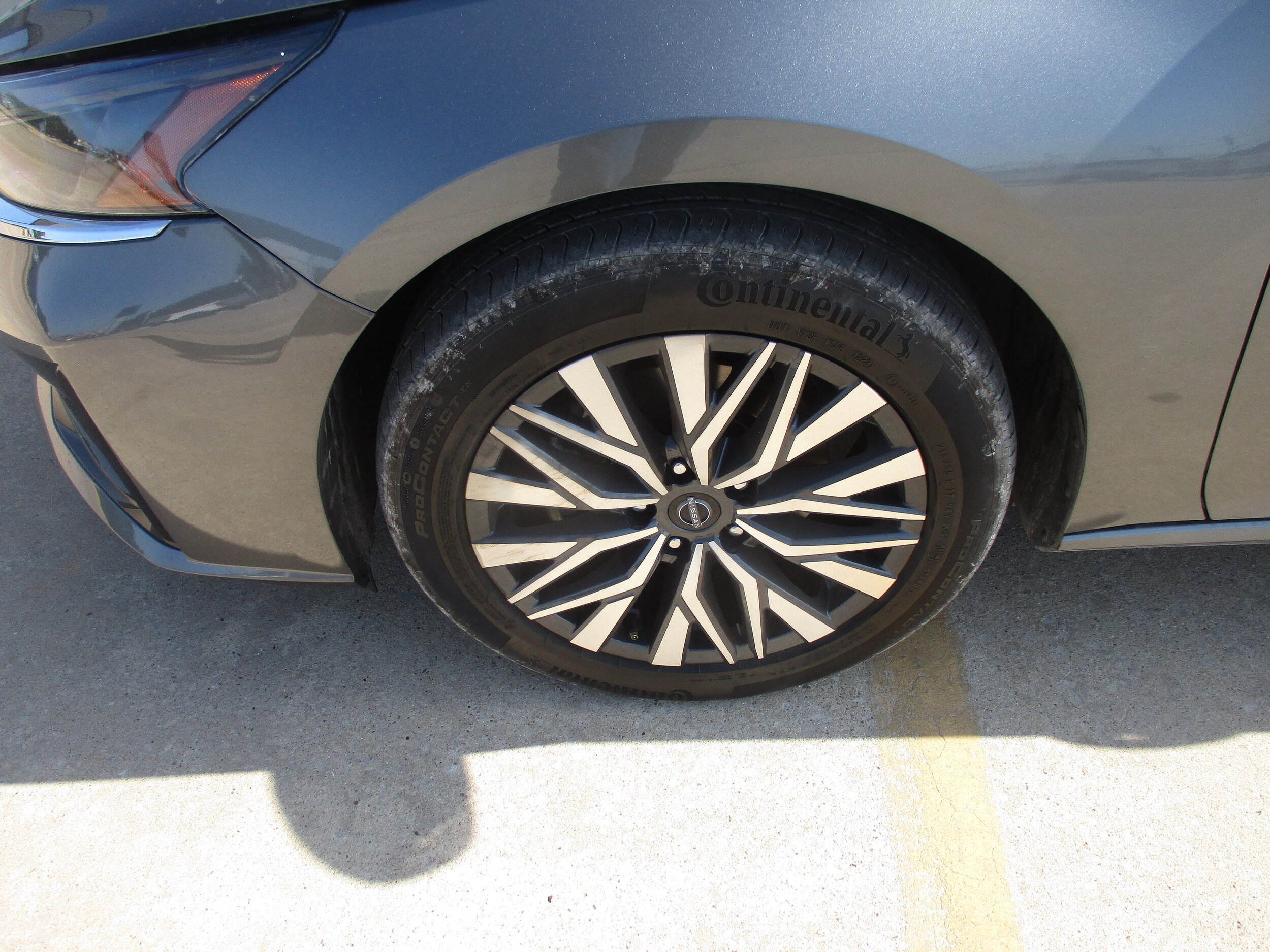 2023 Nissan Altima 2.5 SV photo 2