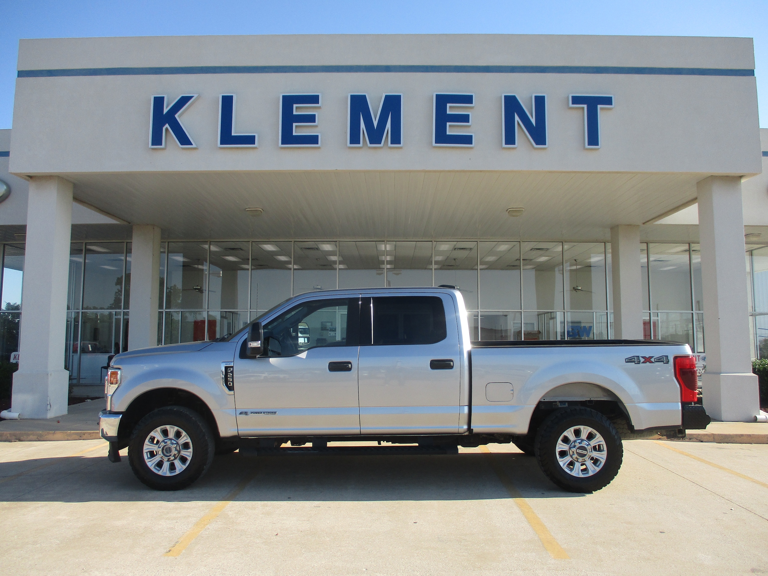 2022 Ford F-250 XLT 4x4 Crew Cab 6-3/4' Box's photo